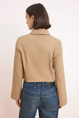 Bej Fermuarl_ V_cuda Oturan/Fitted Gabardin Mevsimlik _nce Ceket TWOSS26CE00033 - Trendyolmilla фото 8