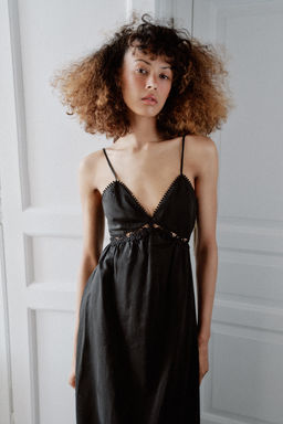 VESTIDO MIDI BORDADOS / Negro - Zara фото 2