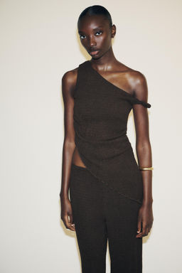 ASYMMETRIC TEXTURED TOP - Zara фото 4
