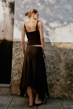 FALDA MIDI ASIM?TRICA PUNTO / Marr?n - Zara фото 5