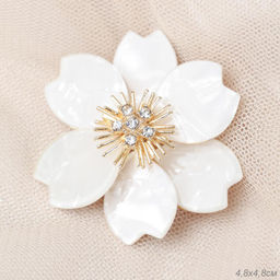 Брошь Магнолия белая / 4923-71 /уп 24/