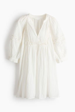 Vestido t?nica con inserciones de encaje