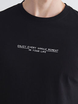 Bisiklet Yaka Bask?l? Penye Erkek Ti??rt