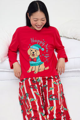Teen K?rm?z? Ust Orme Alt Dokuma Kopek Bask?l? ve Y?lbas? Temal? Pijama Tak?m? THMAW26PT00044