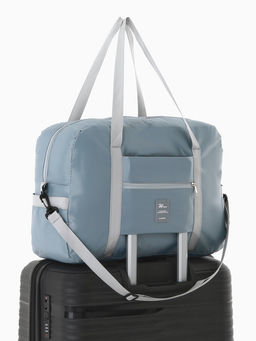 Сумка дорожная на молнии, 3 наружных кармана, держатель для чемодана, длинный ремень, голубая