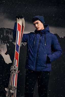 Водоотталкивающее пальто приталенного кроя с капюшоном DeFactoFit с подогревом