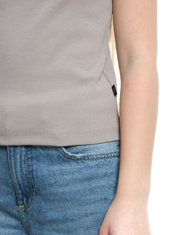 Футболка в рубчик 22-0210 серый