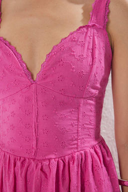 Trendyolmilla Beyaz Duz Midi Brode Dokuma Elbise TWOSS25EL00852 фото 3