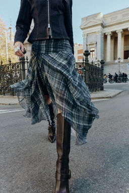 ASYMMETRIC CHECK MIDI SKIRT - Zara фото 2