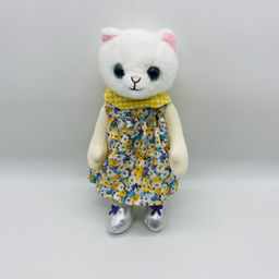 Мягкая игрушка Кошка белая в сарафане - Storyland фото 4