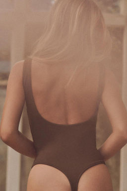 POLYAMIDE STRAPPY BODYSUIT - Zara фото 37