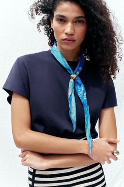 HEART DETAIL PRINTED BANDANA