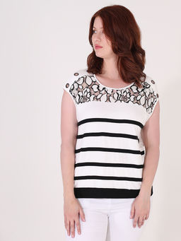 Блузка без рукавов