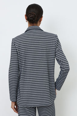 71304у Брюки и жакет