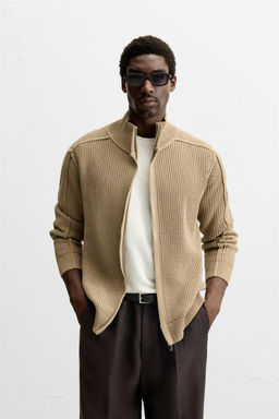 KNIT JACKET WITH REVERSE EFFECT TRIMS - Zara фото 2