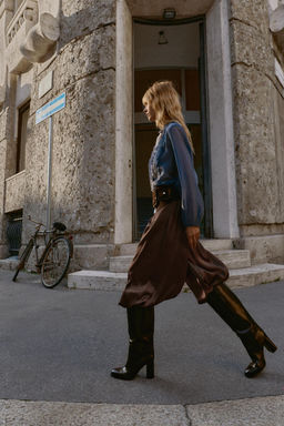 BLOCK HEEL KNEE-HIGH BOOTS