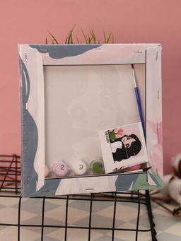 Картина по номерам на подрамнике Draw Me! Beautiful person, (20*20 см)