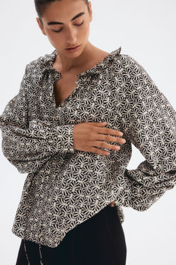 Blusa con cuello de volante - H&m фото 5