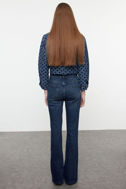 Koyu Mavi Yuksek Bel Flare Jeans TWOAW25JE00225 - Trendyolmilla фото 5