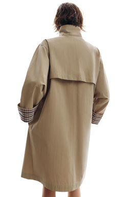 TRENCH OVERSIZE PU?O CUADROS / Tostado - Zara фото 7