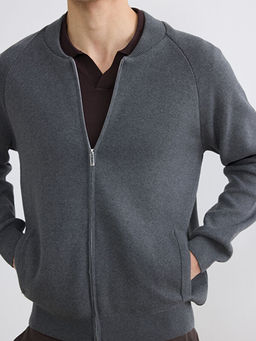 Standart Kal?p Kolej Yaka Erkek Triko H?rka