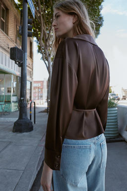 BLUSA SATINADA CINTUR?N / Marr?n - Zara фото 3