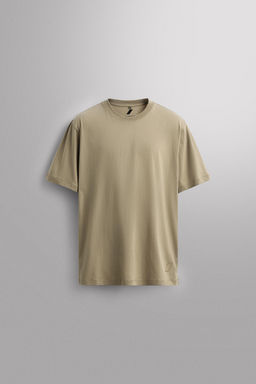 CAMISETA ENTRENAMIENTO CONFORT / Verde claro