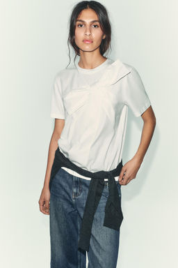 T-SHIRT WITH FRONT BOW - Zara фото 2