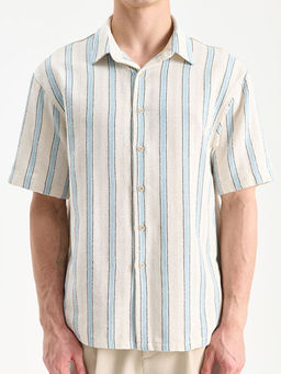 Regular Fit K?sa Kollu ?izgili Erkek G?mlek