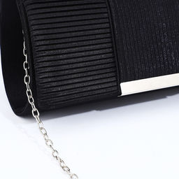 Сумка-клатч женская на магните, на длинной цепочке, чёрная