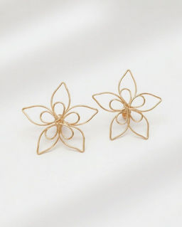 Стильные серьги