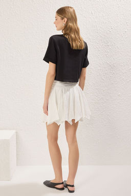 TRENDYOLMILLA Beyaz Etek Ucu Asimetrik Korse Baglama Detayl? Mini Boy Etek TWOSS25ET00154 фото 4