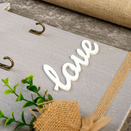 Ключница настенная Домик с букетиком, декоративные крючки, дерево, 34?2.5?24 см