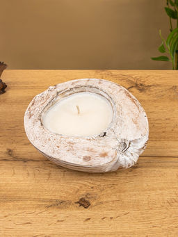 Свеча в кокосе, 20×20×7 см, белая