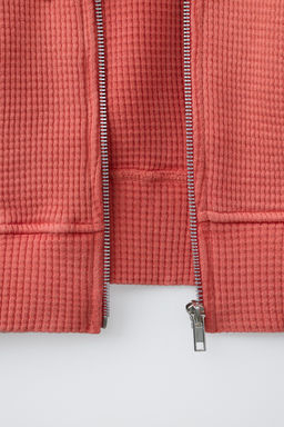 SUDADERA CROPPED WAFFLE PUKAS SURF / Rojo - Zara фото 4