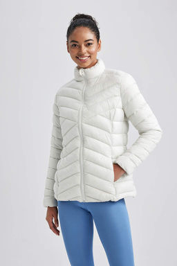 Водоотталкивающая приталенная куртка-пуховик DeFactoFit  фото 5