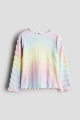 Camiseta de algodon con detalles sobrehilados