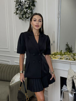 Костюм AURA 9235-164-Р черный