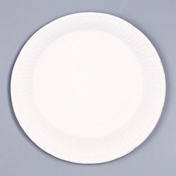 Набор бумажной посуды одноразовый Аниме»: 6 тарелок, 1 гирлянда, 6 стаканов