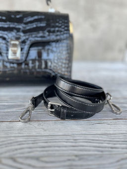 Женская лаковая сумка под крокодила HW-7711 Блек