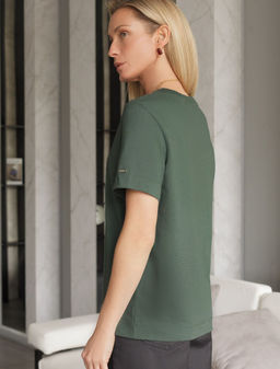 D49.110 Футболка женская оливковый