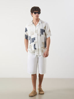 Regular Fit K?sa Kollu Desenli Erkek G?mlek