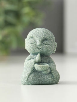 Цена за 2 шт. Фигурка песчаник «Маленький монах с чётками - священные писания», 3.3×4×7 см