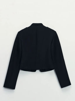 Приталенный жакет с декоративными пуговицами / Zarina