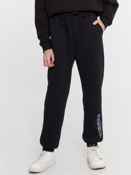 Брюки для мальчиков черные с принтом - Mark formelle фото 2