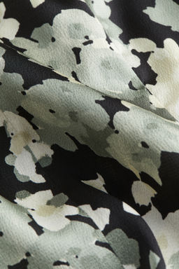 Blusa en crep? de sat?n - H&m фото 2