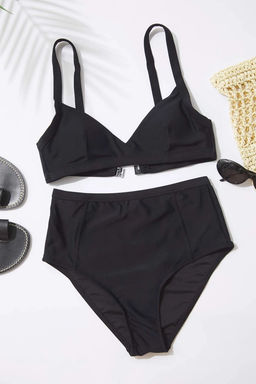 TRENDYOLMILLA Siyah Yuksek Bel Regular Bikini Alt? TBESS25BA00017