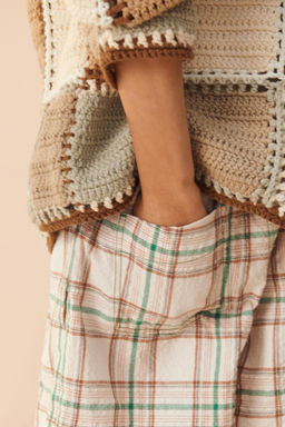 BERMUDA CUADROS LIMITED EDITION / Beige / Verde - Zara фото 4