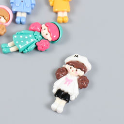 Декор для творчества пластик «Малышка нарядная» набор 5 шт. 3.5×1.9 см