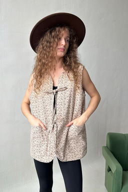 Жилет стеганый HOME109/02/Бежевый, коричневый